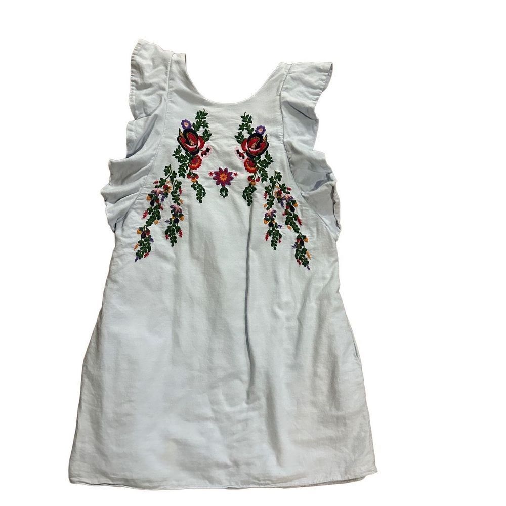 Zara Floral Embroidered Light Blue Dress size M